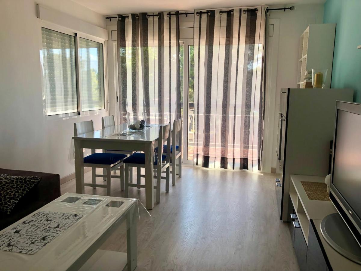 Apartamento Familia, Amigos Y Playa Salou Exterior foto